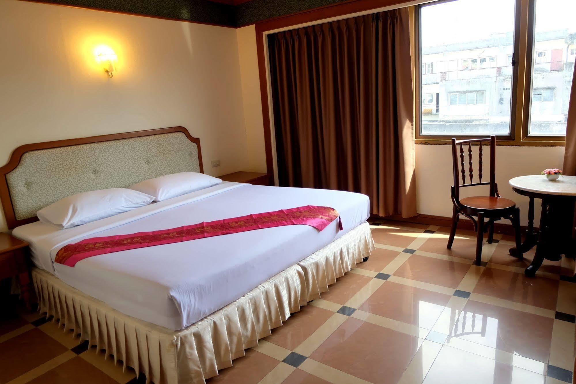 Vieng Thong Hotel Krabi town Exterior foto