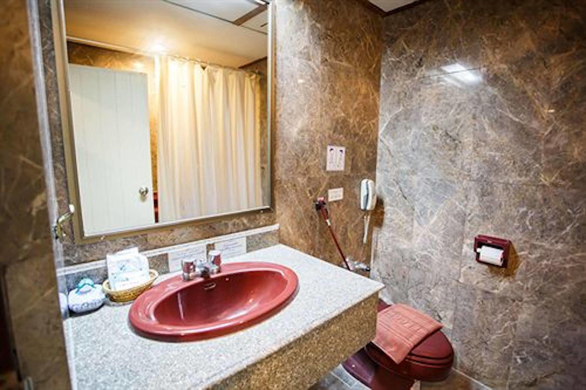 Vieng Thong Hotel Krabi town Exterior foto